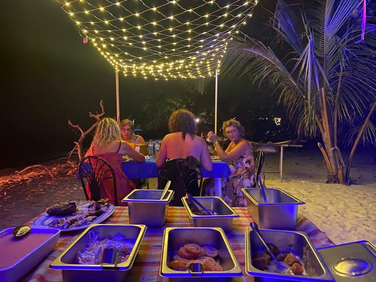 Coral Beach Maldives Hangnaameedhoo Ngoại thất bức ảnh